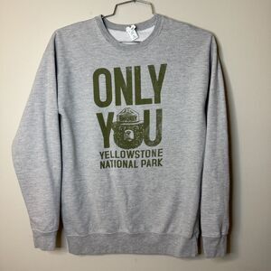 Yellowstone National Park Sweatshirt Crewneck Smokey Bear Size Small Outdoors